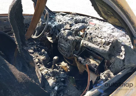 2002 Chrysler Pt Cruiser Limited из США, поврежденный, VIN 3C8FY68B52T205877